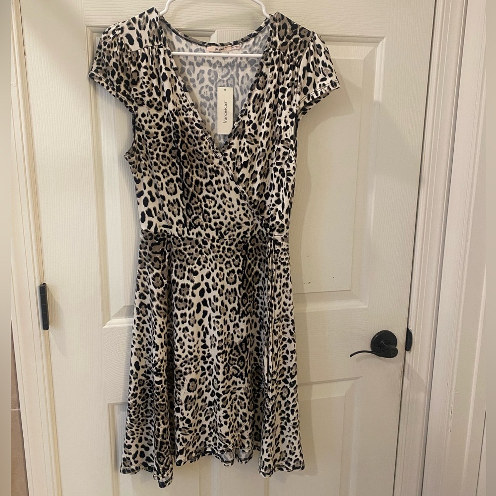 NWT Francesca’s Faux wrap dress, M
